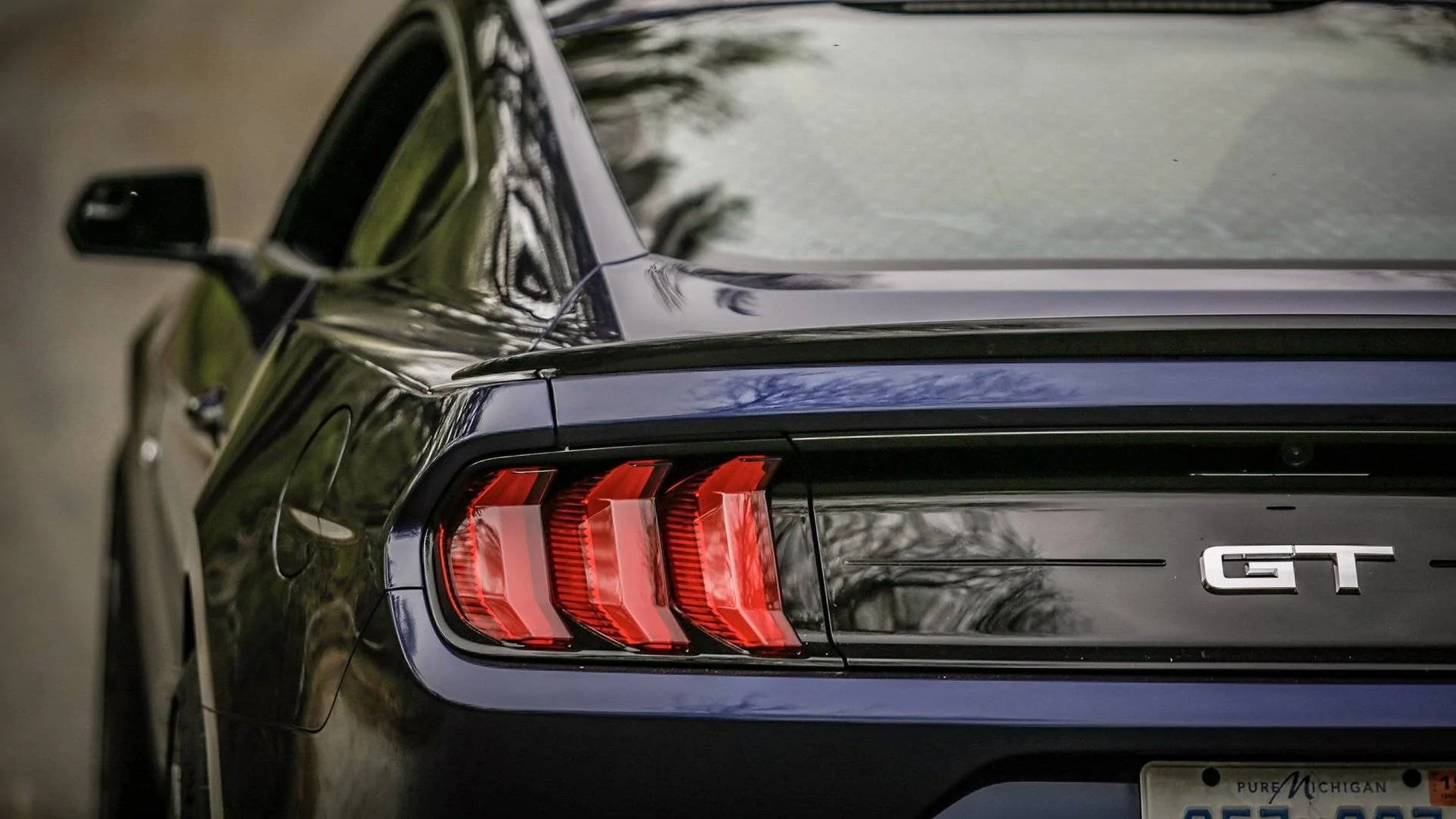 2019-ford-mustang-gt-performance-pack-level-2.webp