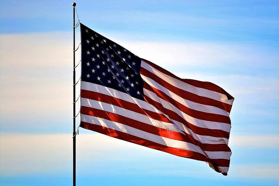 very-large-american-flag-berkehaus-photography.webp