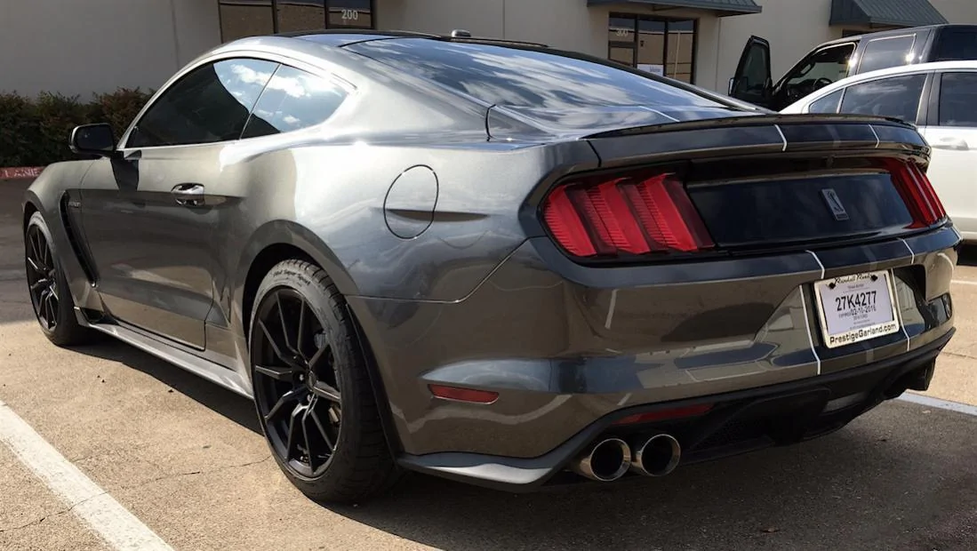 Shelby GT350-4.webp