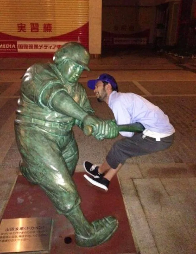 fighting-statues14.webp