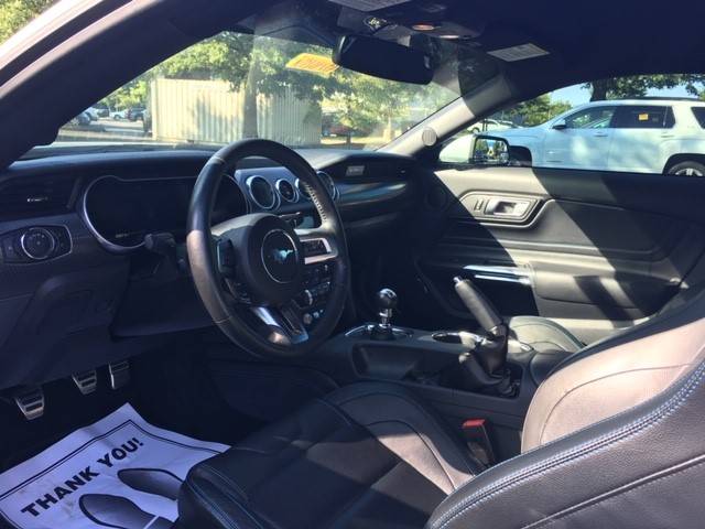 interior1.jpg