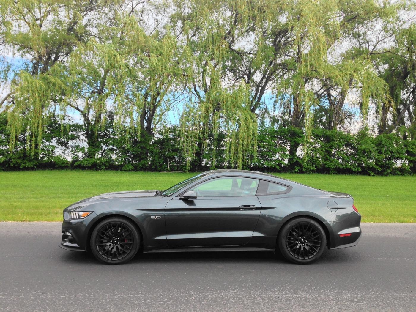 sc-cons-0528-autoreview-ford-mustang-gt-20150522.jpg
