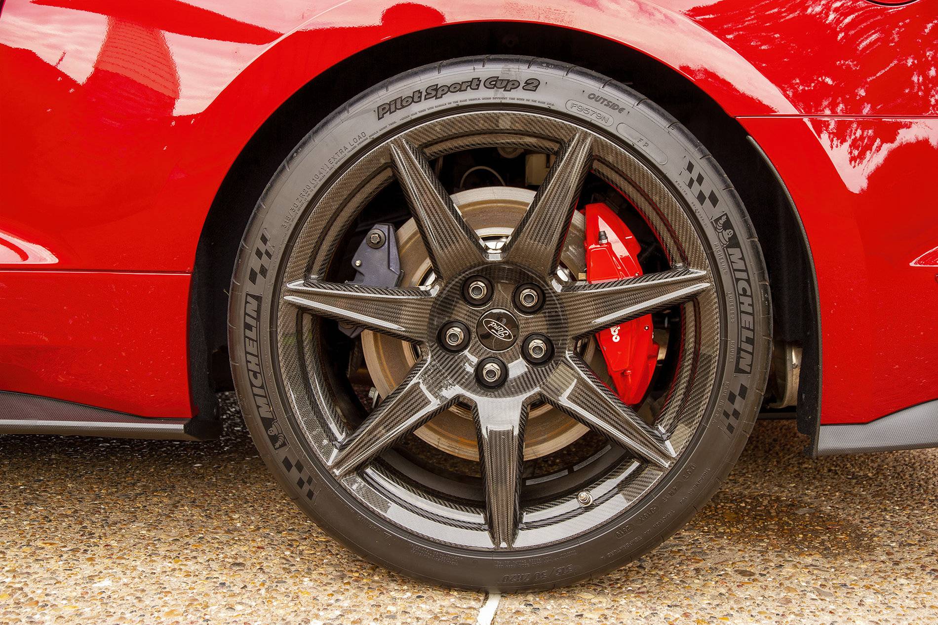 rear-titanium-lugs_04_1920.jpg