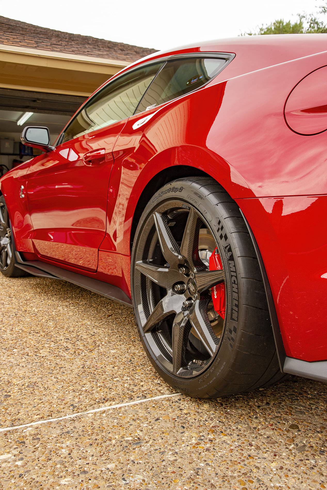 rear-titanium-lugs_05_1920.jpg