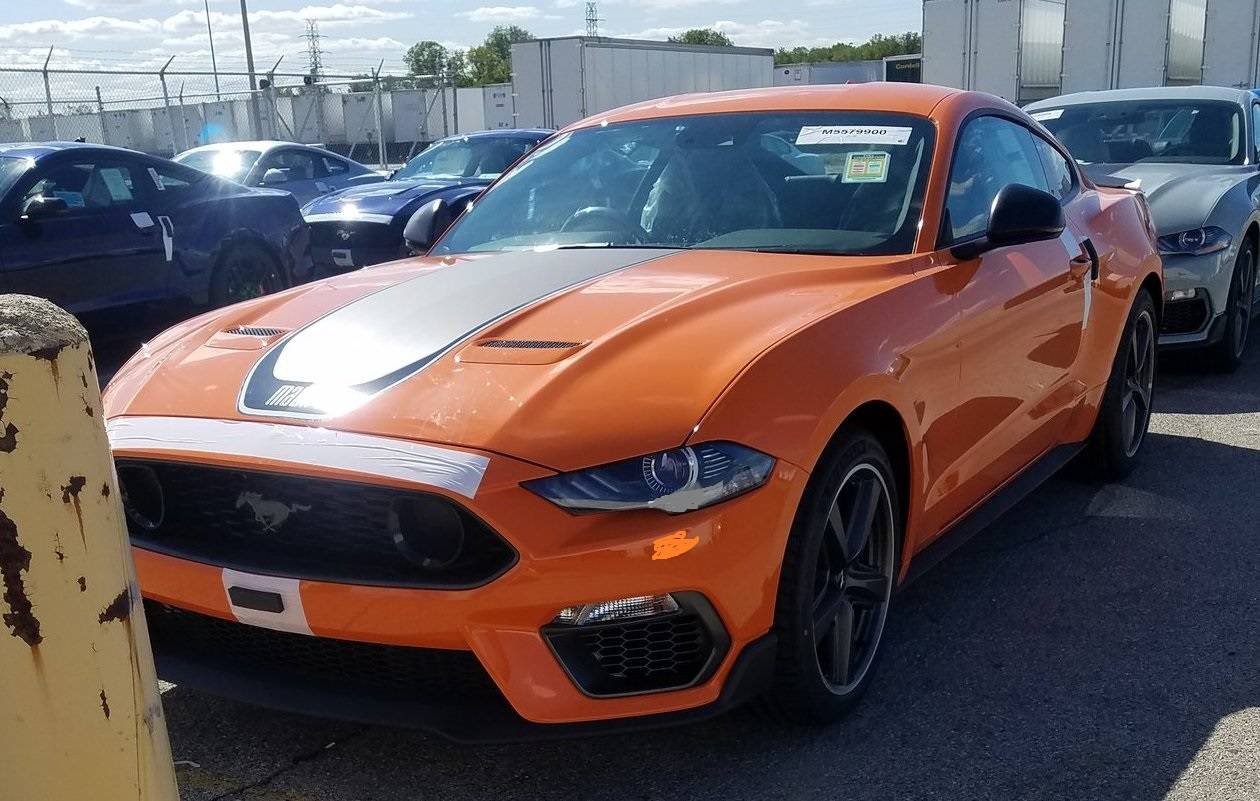 21MY Mach 1 RHD Twister Orange 3b.jpg