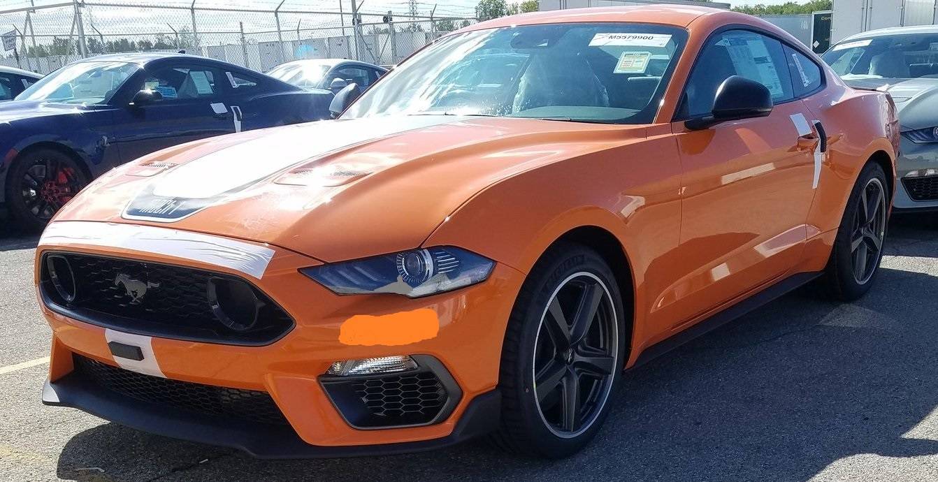 21MY Mach 1 RHD Twister Orange 6b.jpg
