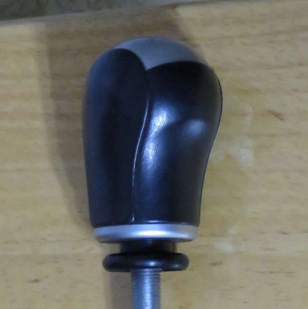 shift knob.jpg