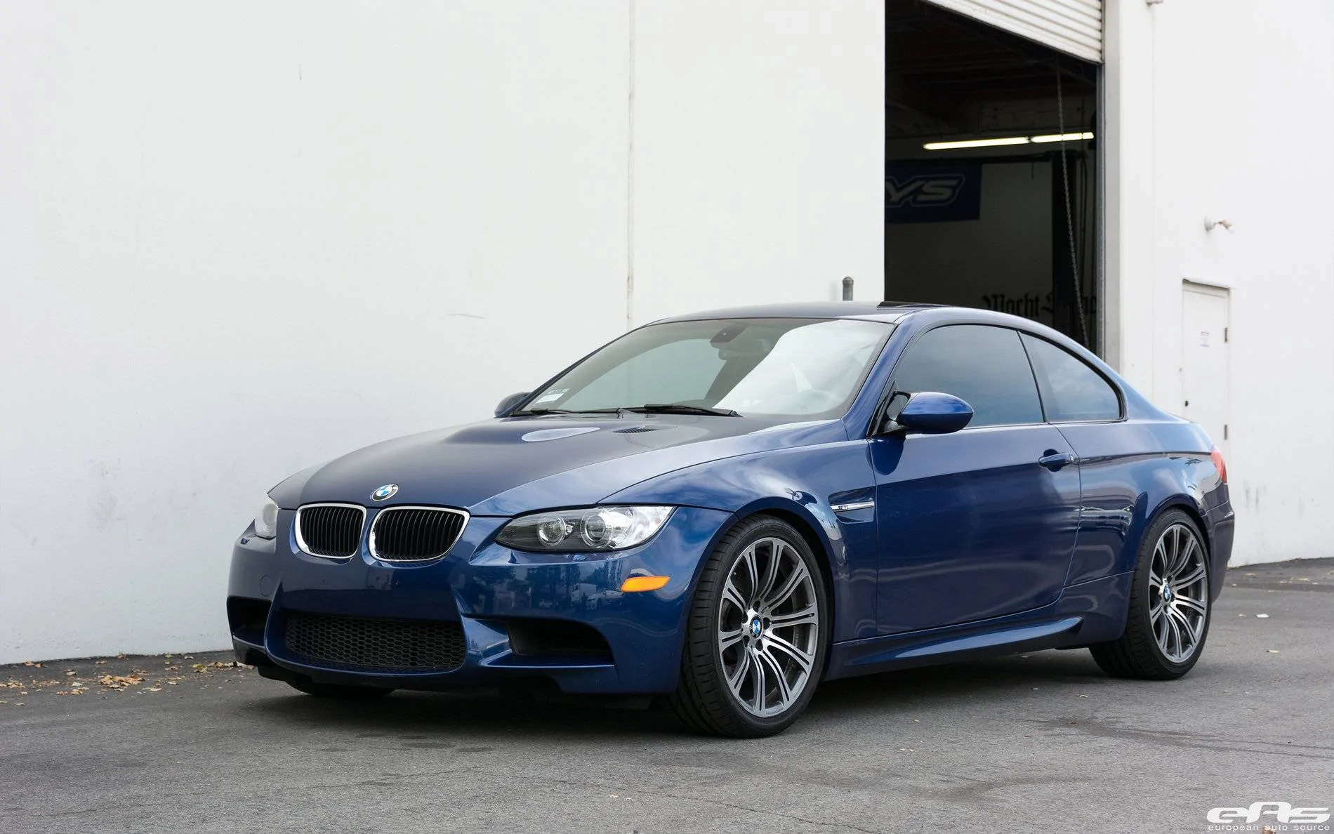 LeMans-Blue-BMW-E92-M3-Gets-Modified-At-European-Auto-Source-6.webp
