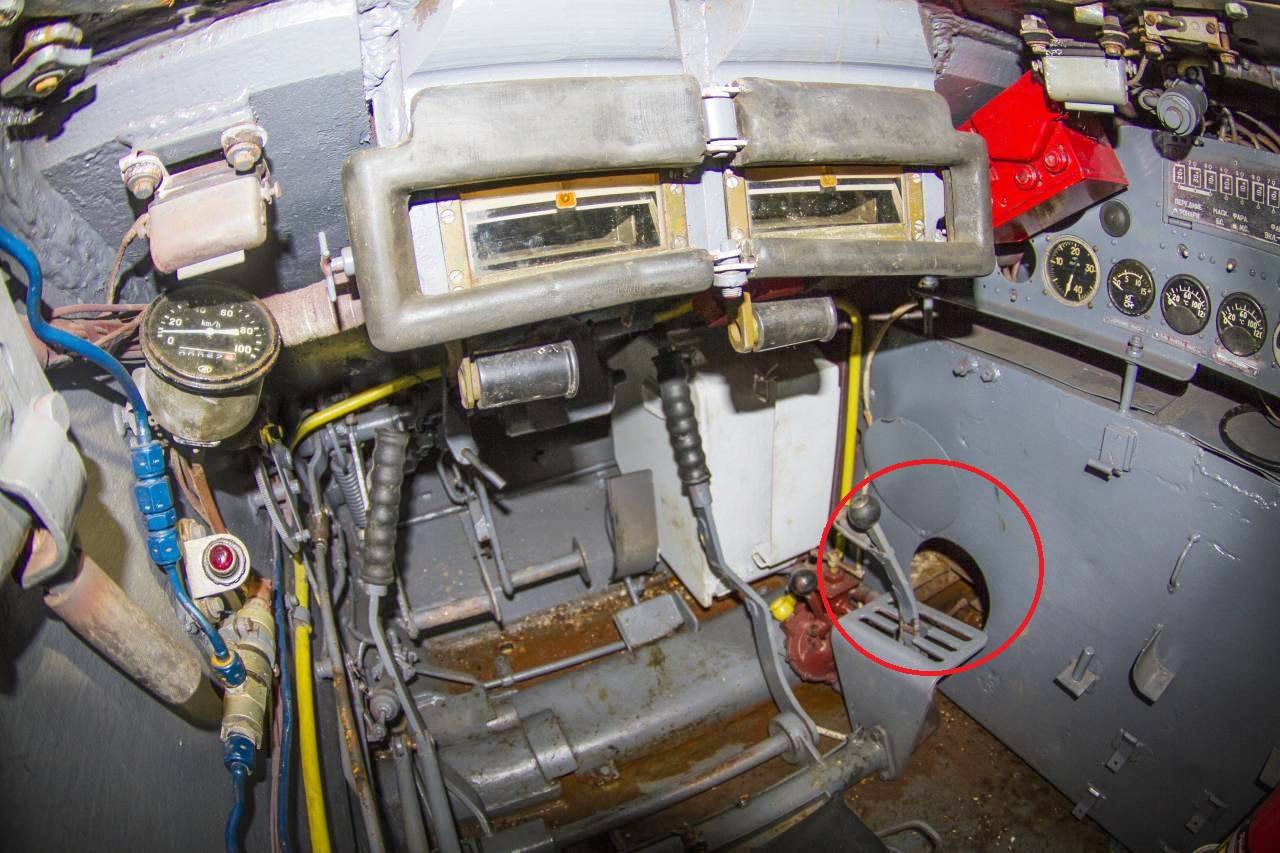 T-55-Driver_position_Shifter_MARKED (2).jpg