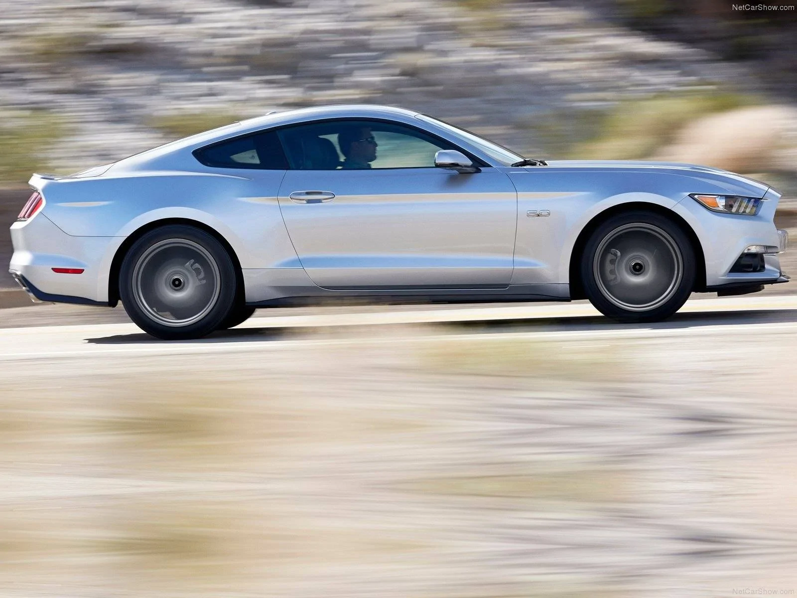 Ford-Mustang_GT-2015-1600-36.webp