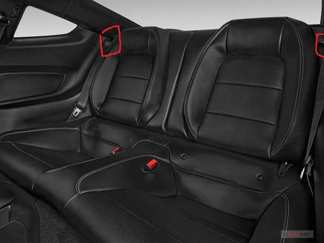 2015_ford_mustang_rearseat.jpg