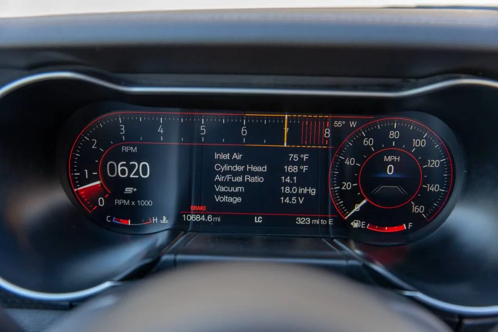 2018-ford-mustang-gt-premium_100679069_l.jpg