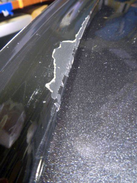 Gray Car Lip Spoiler Defect x600 _DSCN7681.jpg