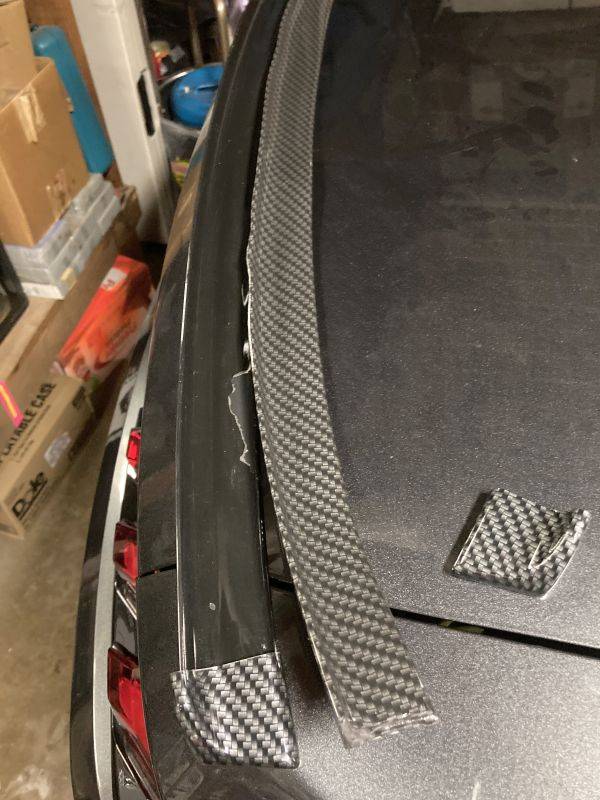 Gray Car Lip Spoiler With Carbon Fiber On The Side 2 x800_IMG_0690.jpg
