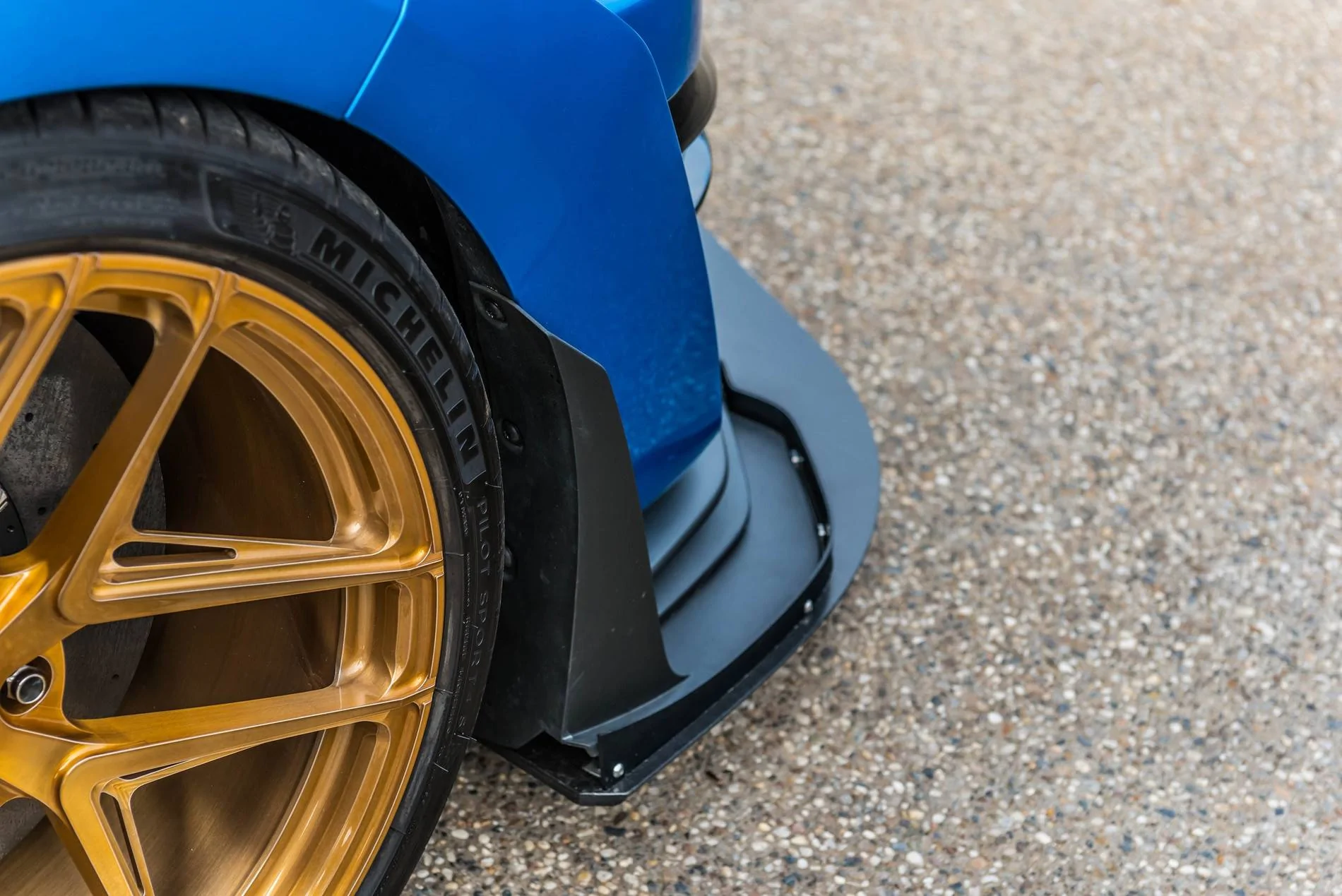 Archetype-Racing-Gladiator-Installed-1.jpg