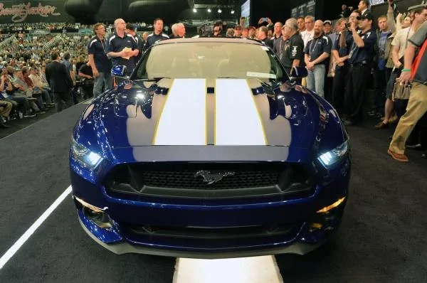 07-2015-ford-mustang-bj14.webp
