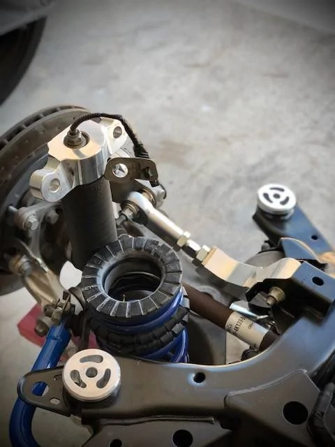 Shock mount.jpg