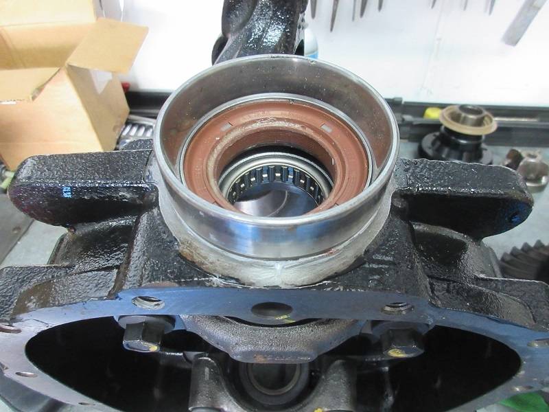 Axle Seal Install-2-800x600.jpg