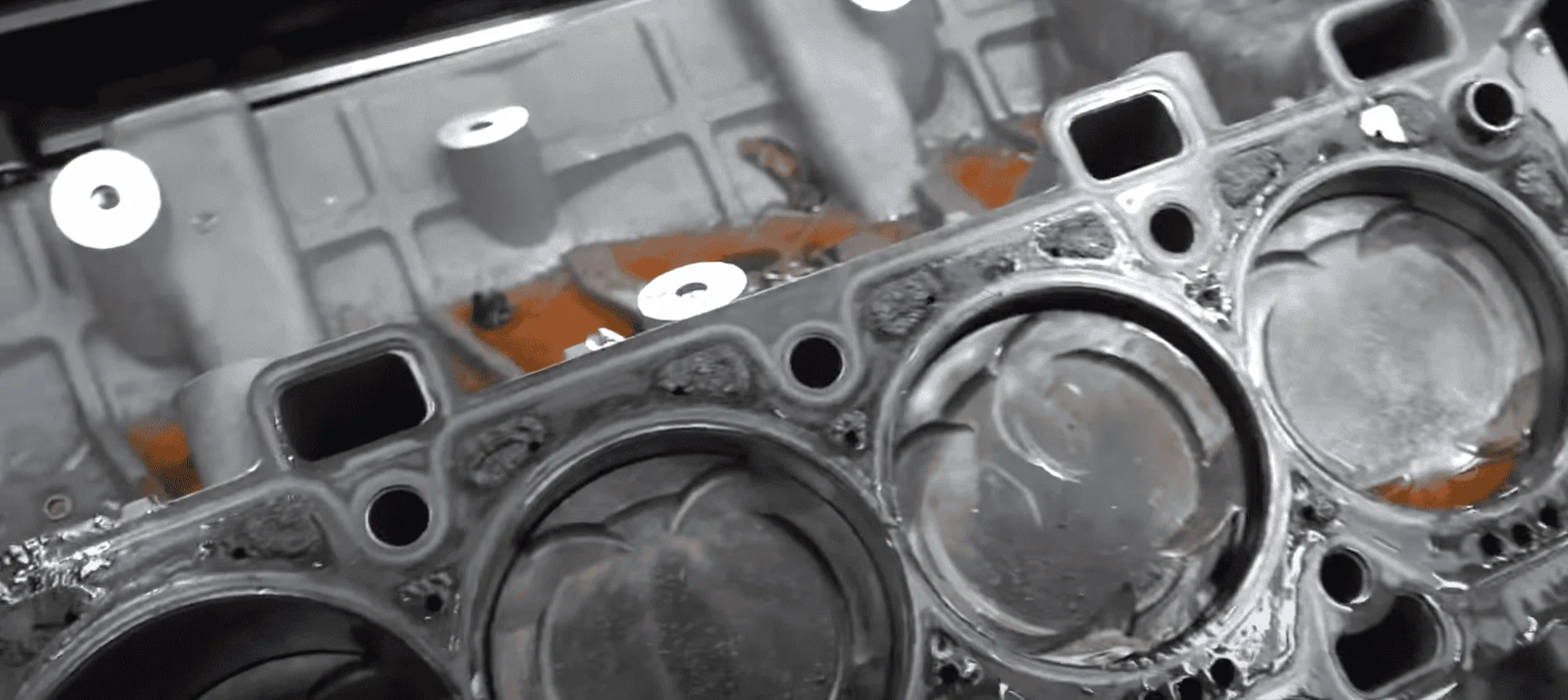 Hot coolant passages.PNG