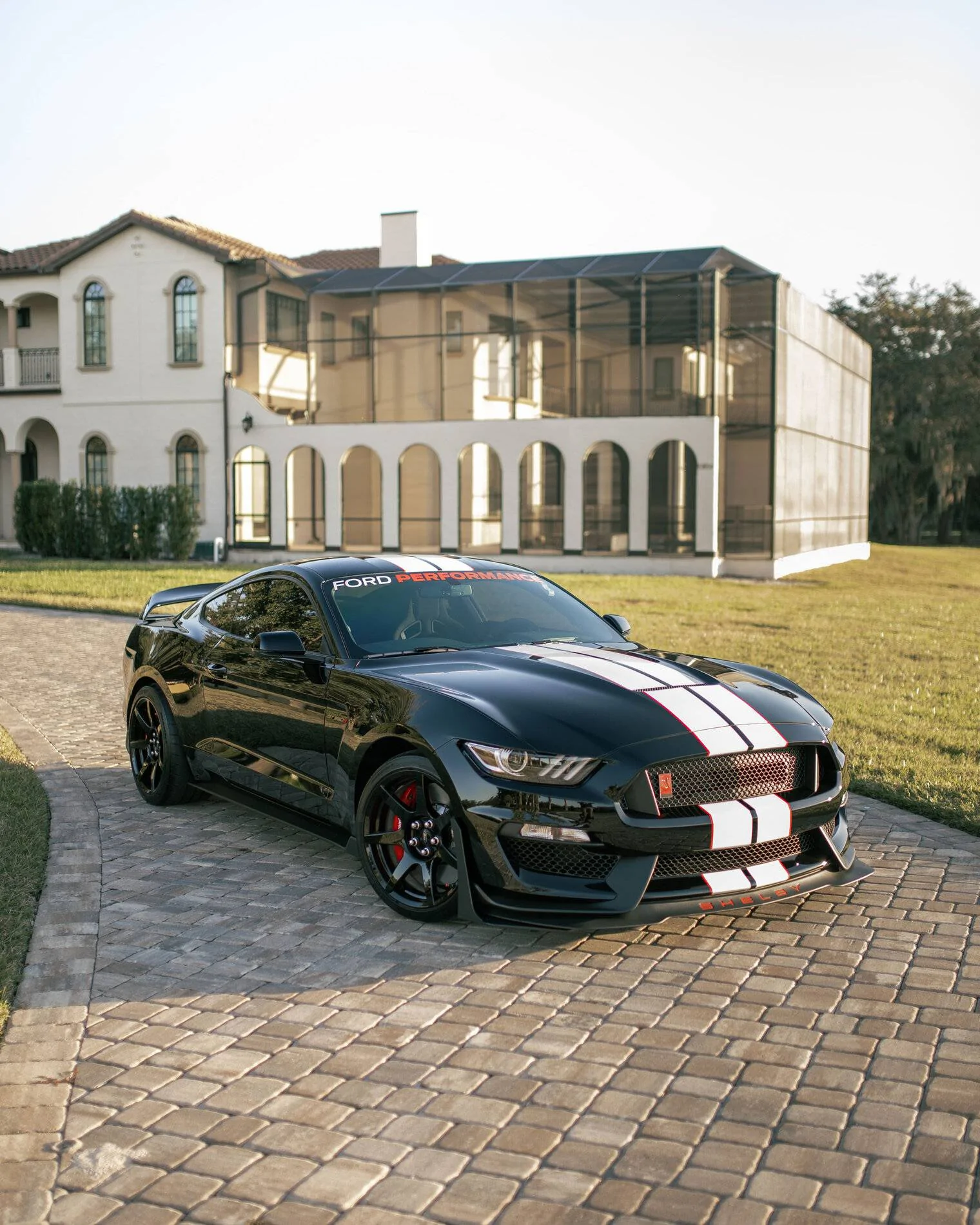 GT350RMustang-1.webp