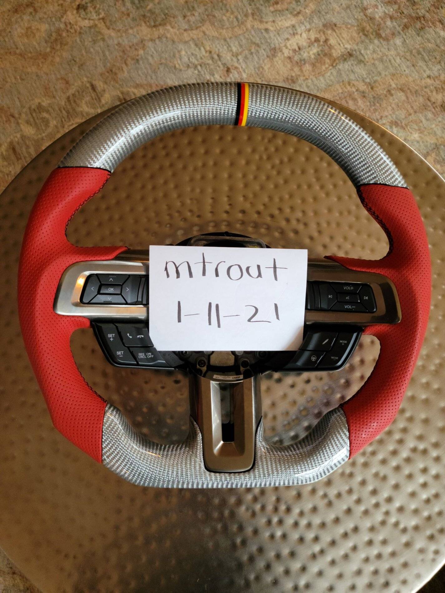 Custom Shelby steering wheel.jpg