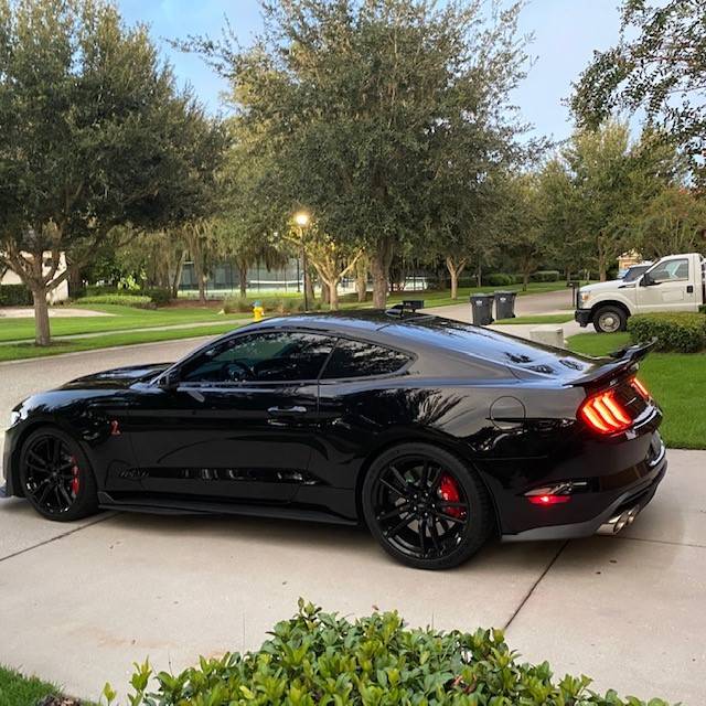 2020 Ford Shelby GT500_4.jpg