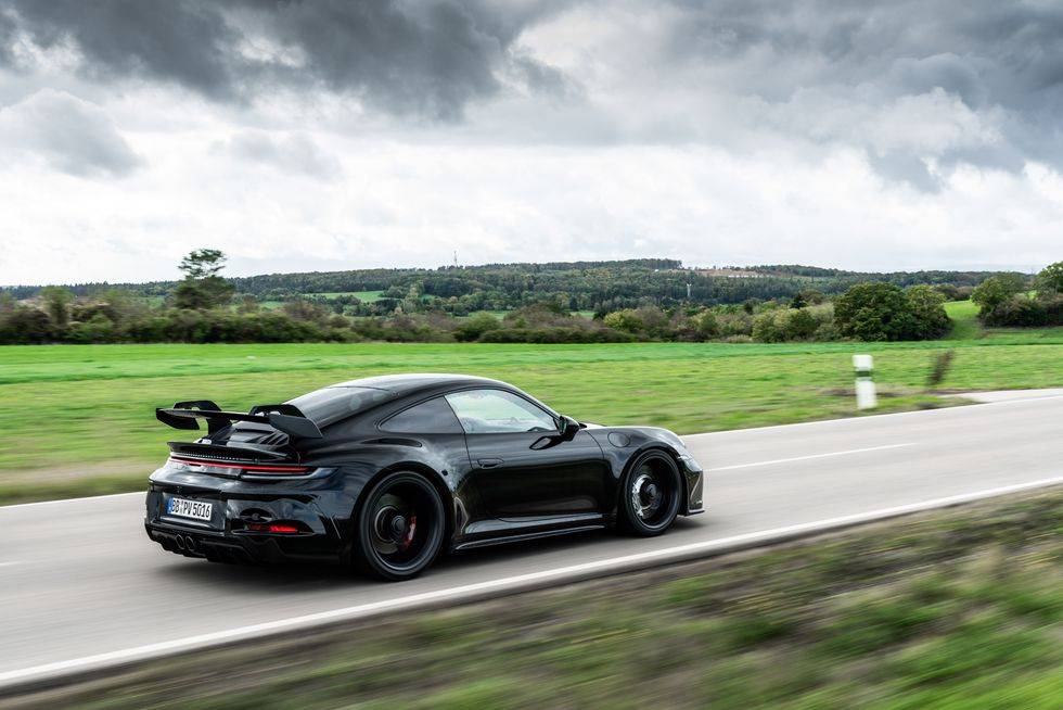 2021-porsche-911-gt3-prototypedrive-104-1607628768.jpg