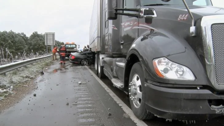 226471-I95_Selma_Car_Under_Truck-frame-1_copy-728x409.webp
