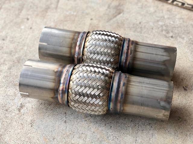 Flexpipes.JPG