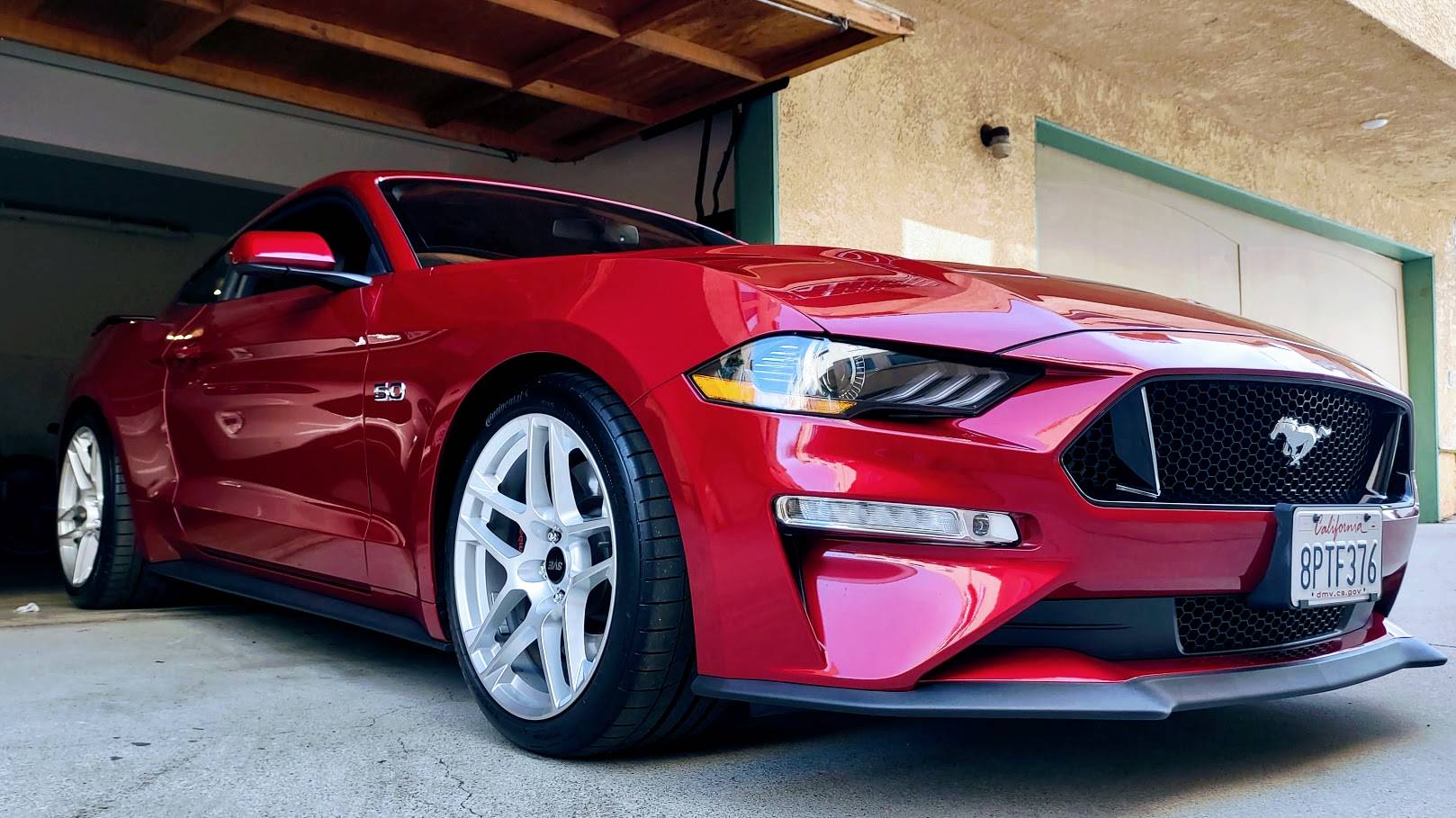 Mustang Garage 2.jpg