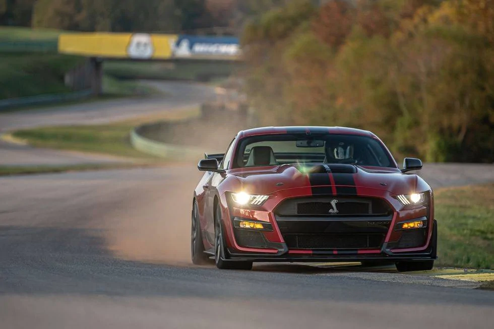 rd-mustang-shelby-gt500-lead-1611950319.jpg?crop=0.jpg