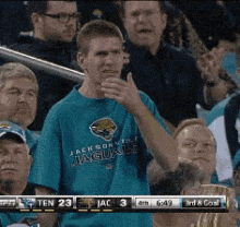 tenor (2).gif