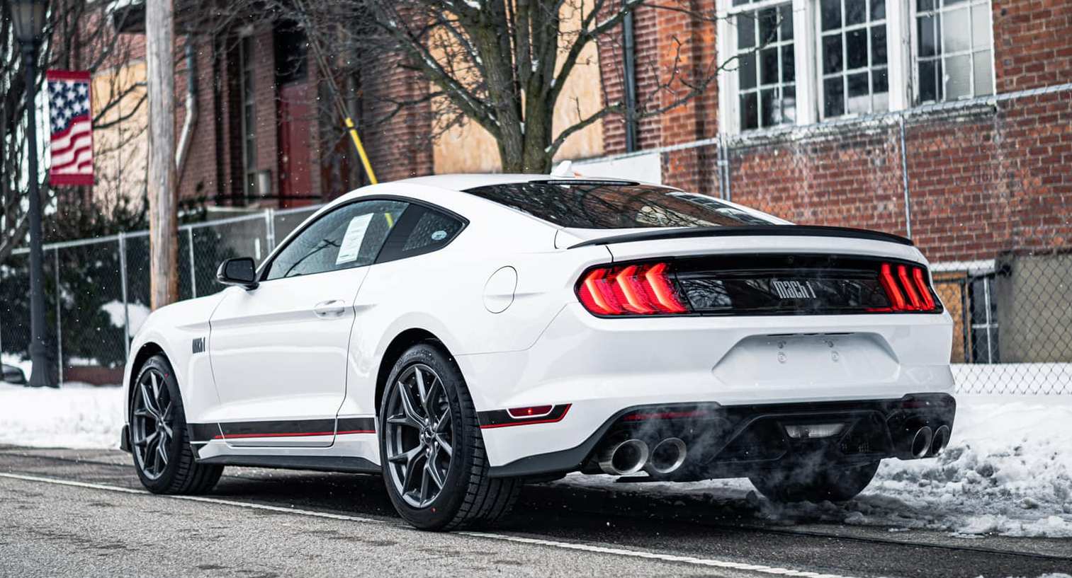 21MY Mach 1 Dealer 16.jpg