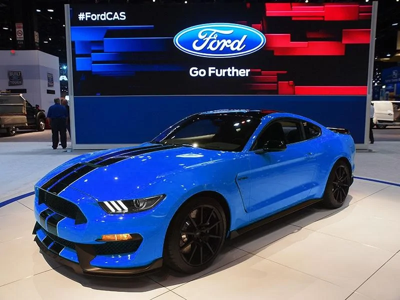 Ford_Shelby-GT-350_CAS2015-02.webp