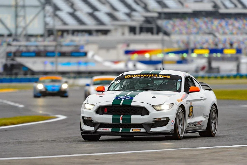 GT350R-C-2.webp