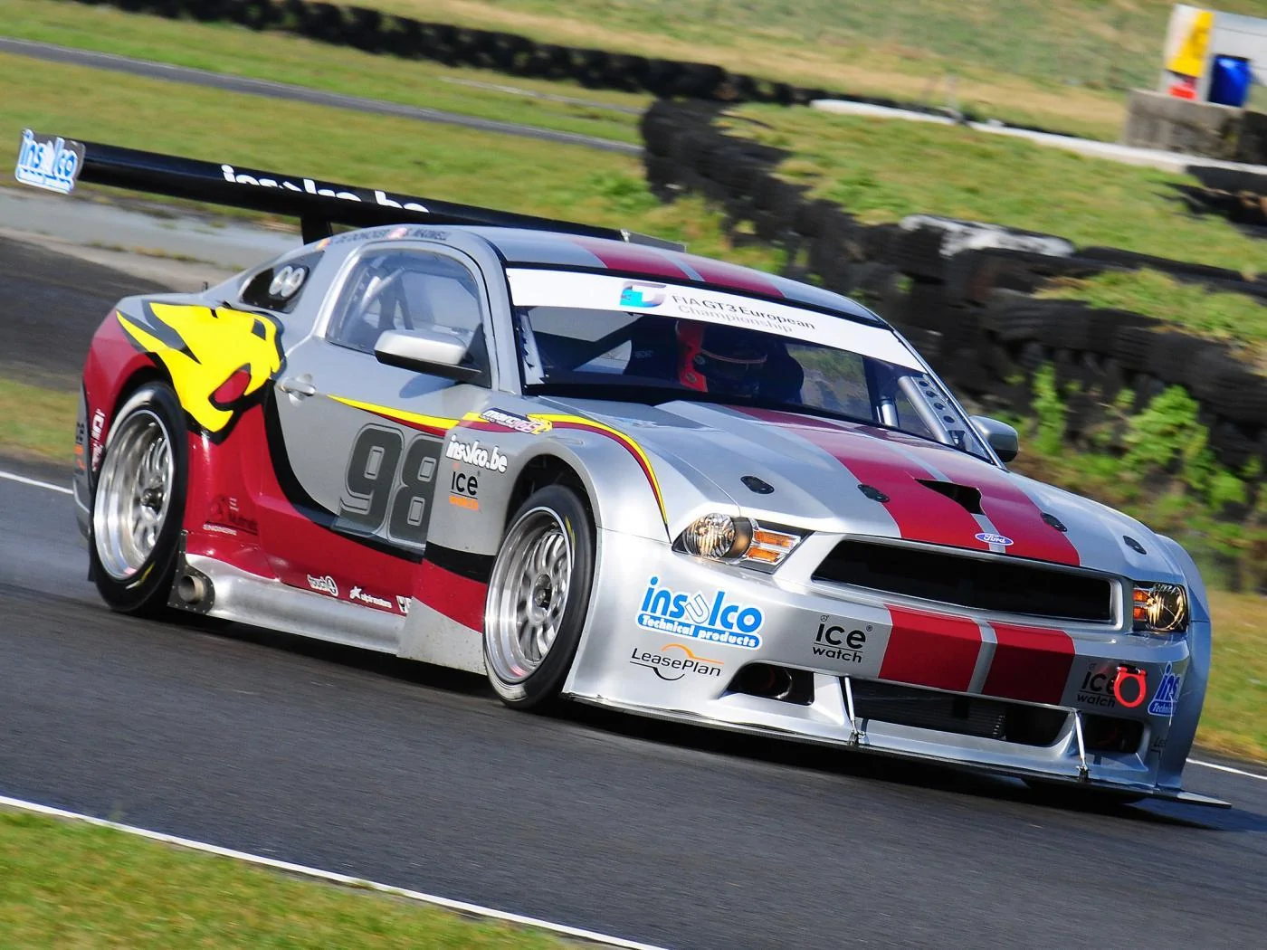 Ford-Mustang-GT3-2010-Photo-01.webp