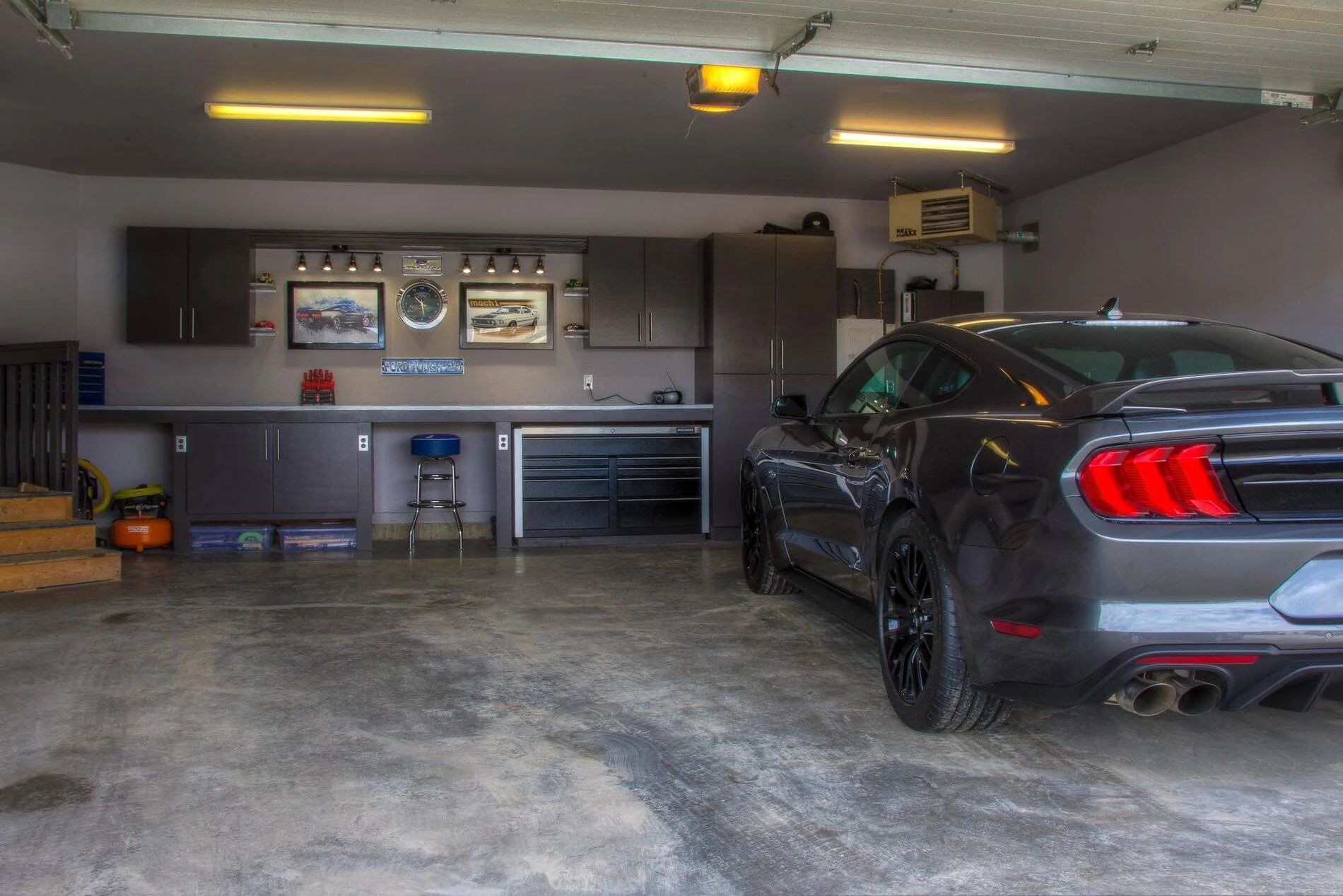 Garage-1-2.jpg