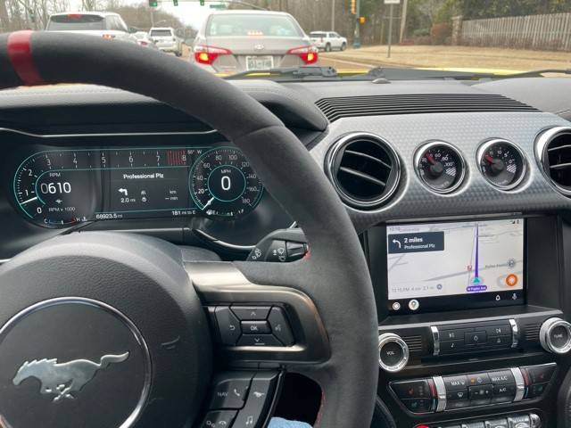 dash_carplay.jpg