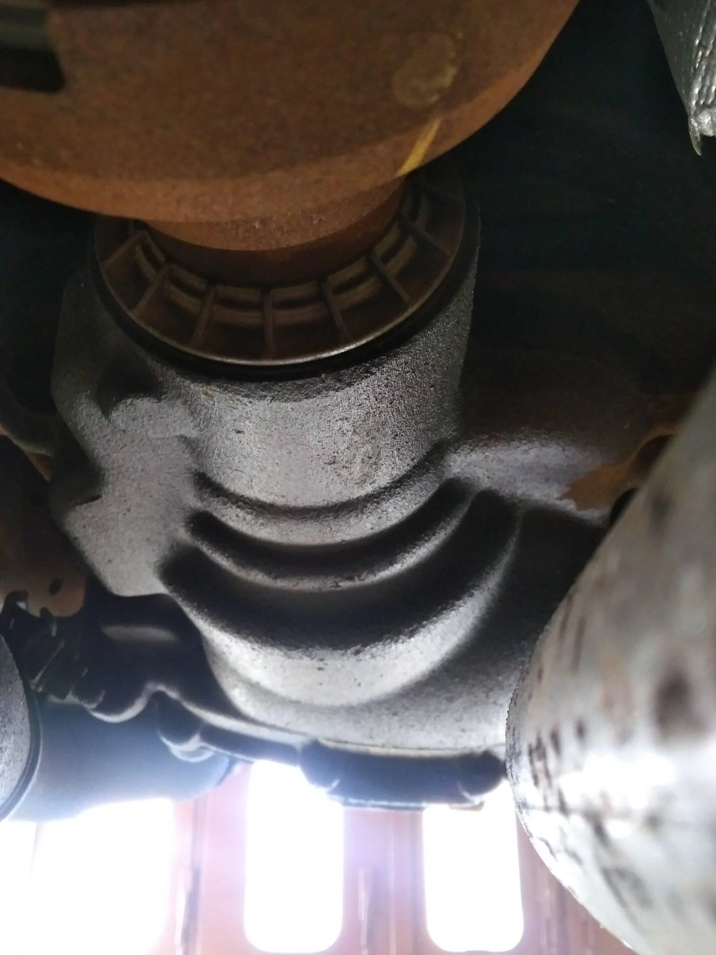 Front Pinion Leak.jpg