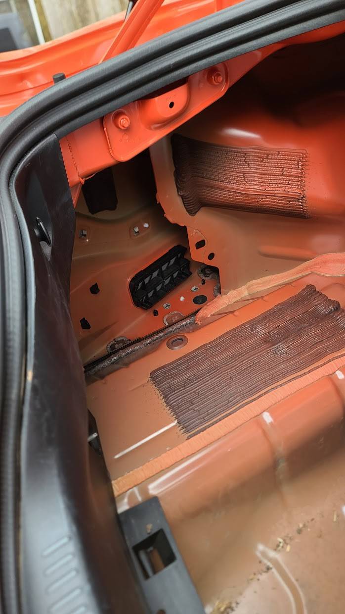 16 GT rear quarter.jpg