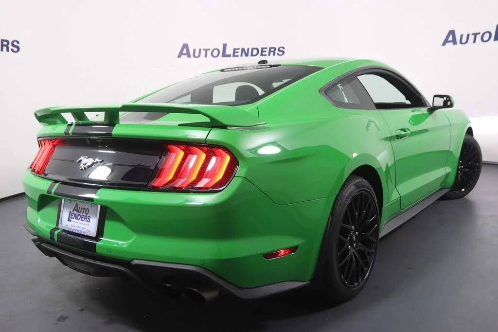 2019_ford_mustang-pic-1858855628854901326-1024x768.webp