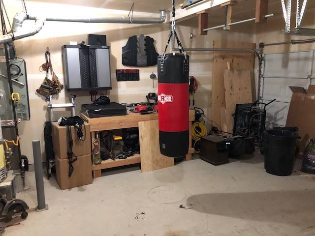 Garage.jpg