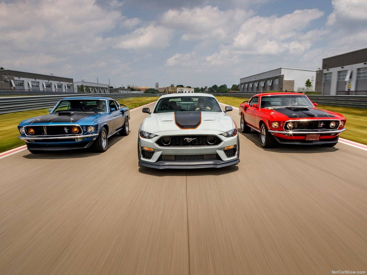 Ford-Mustang_Mach_1-2021-1280-14.jpg