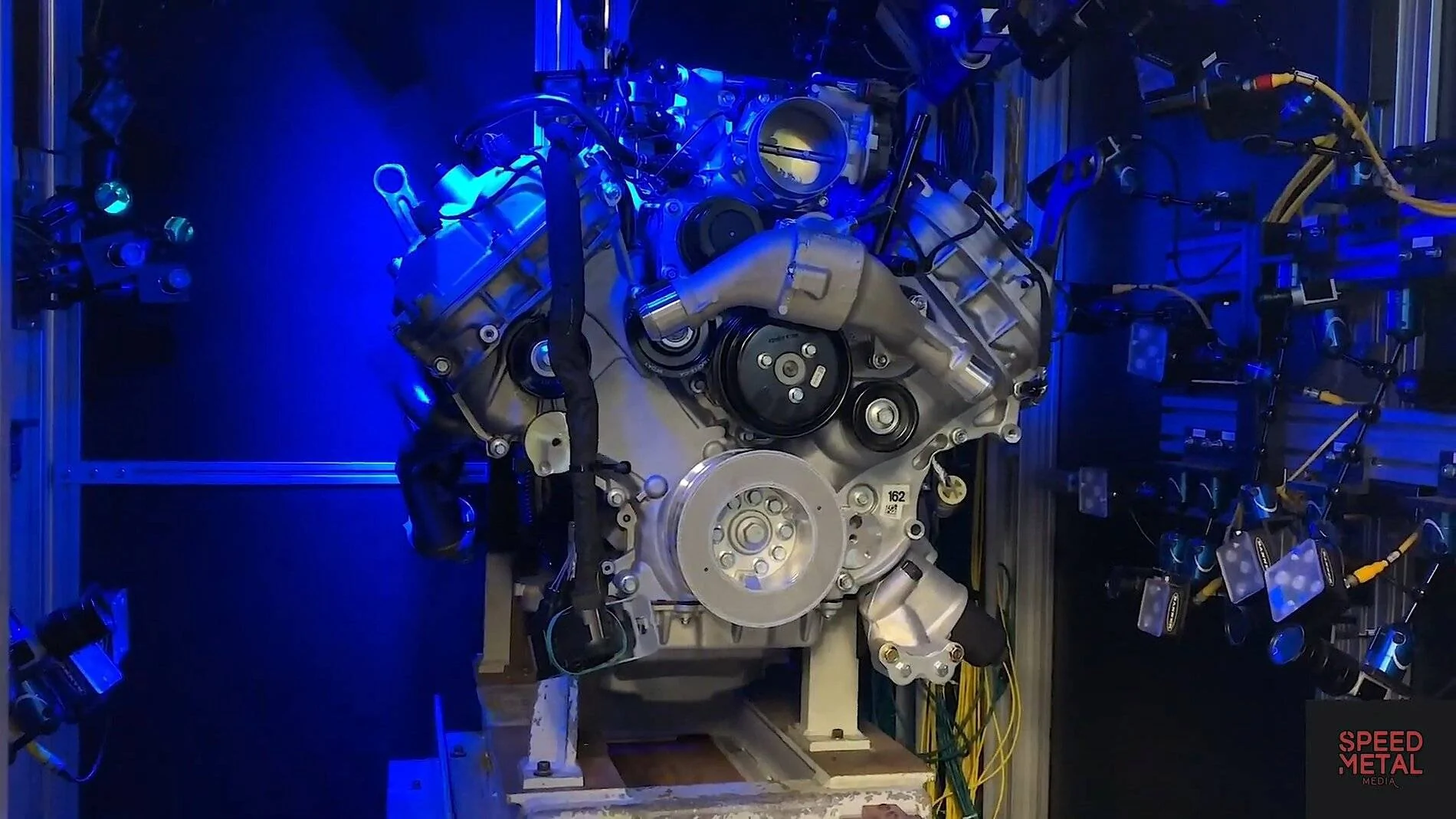 2020 GT500 Engine On Test Stand Light Show 2.jpg