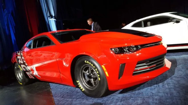 2016-chevrolet-camaro-copo-sema-3.webp