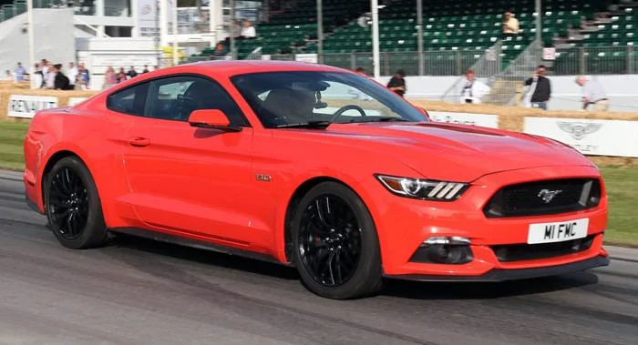 Ford-Mustang-15.webp