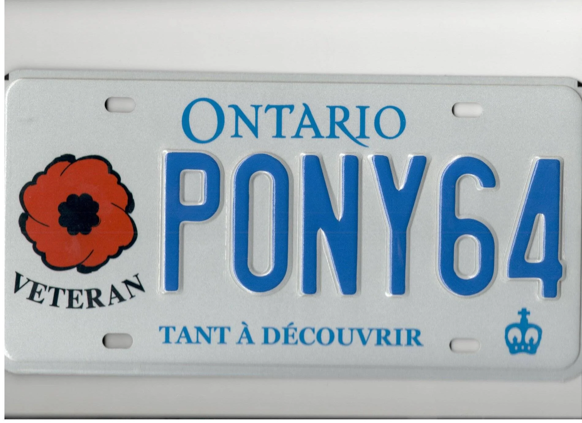 Plaque d'auto PONY64 (Ont) avec le logo vétéran 2.jpg