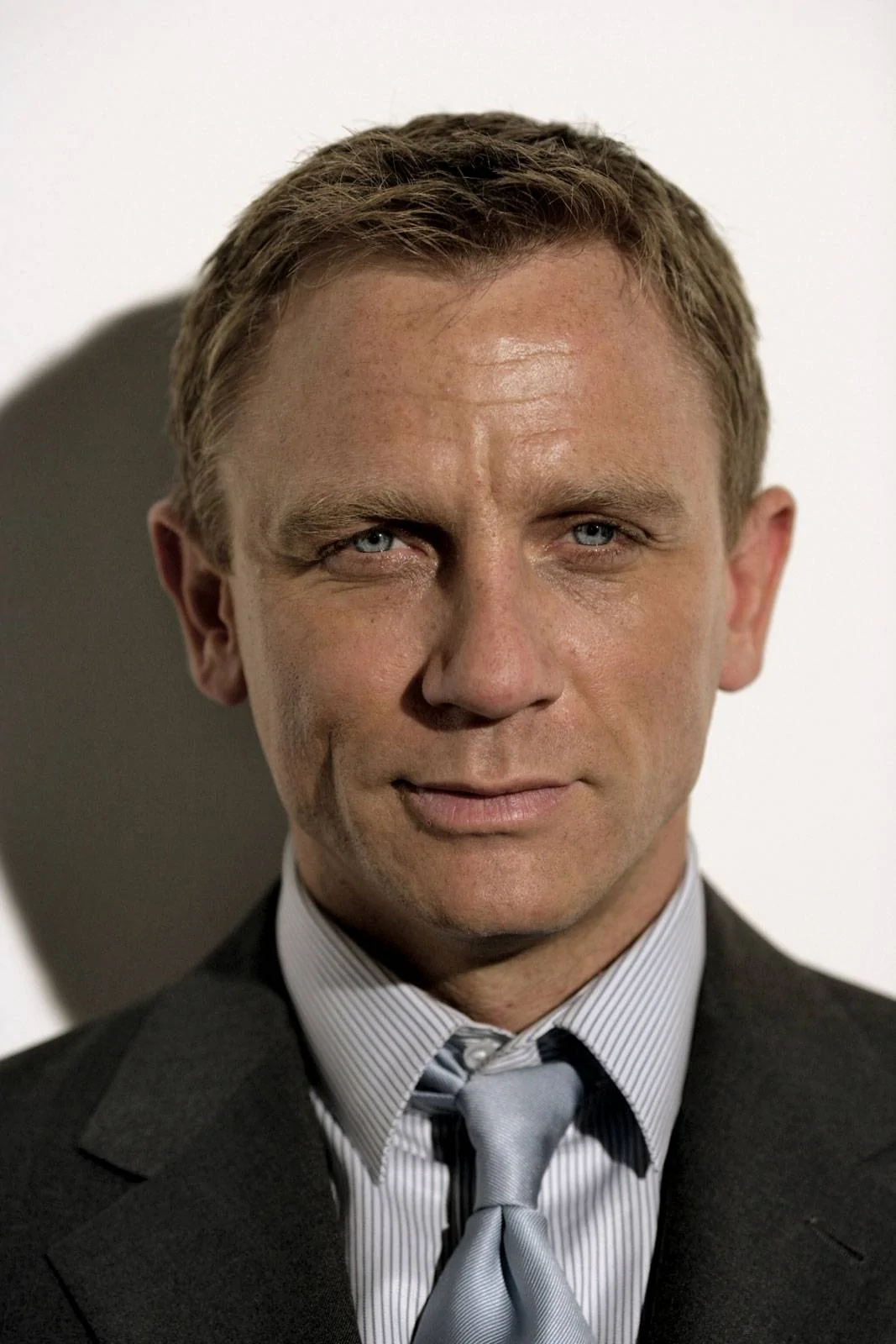 Daniel-Craig.webp
