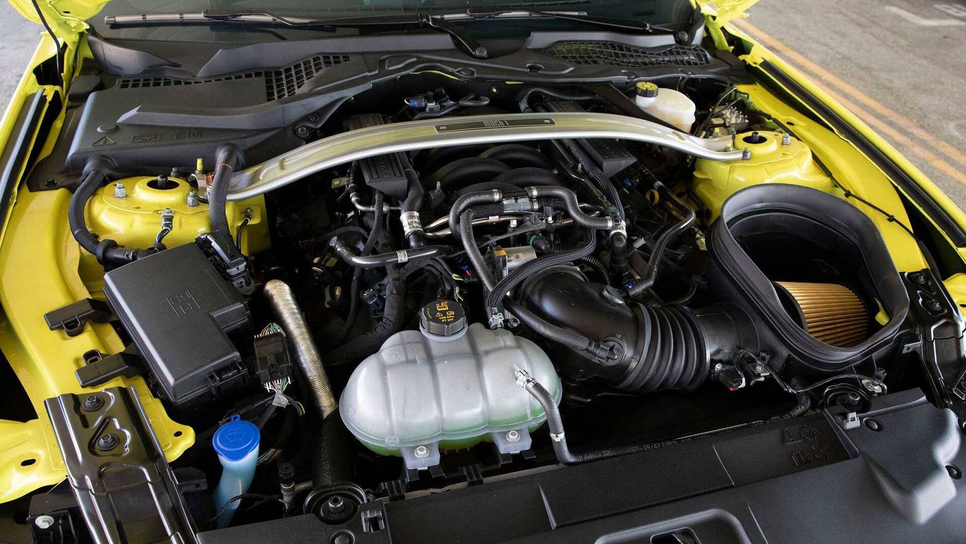 2021-ford-mustang-mach-1.jpg