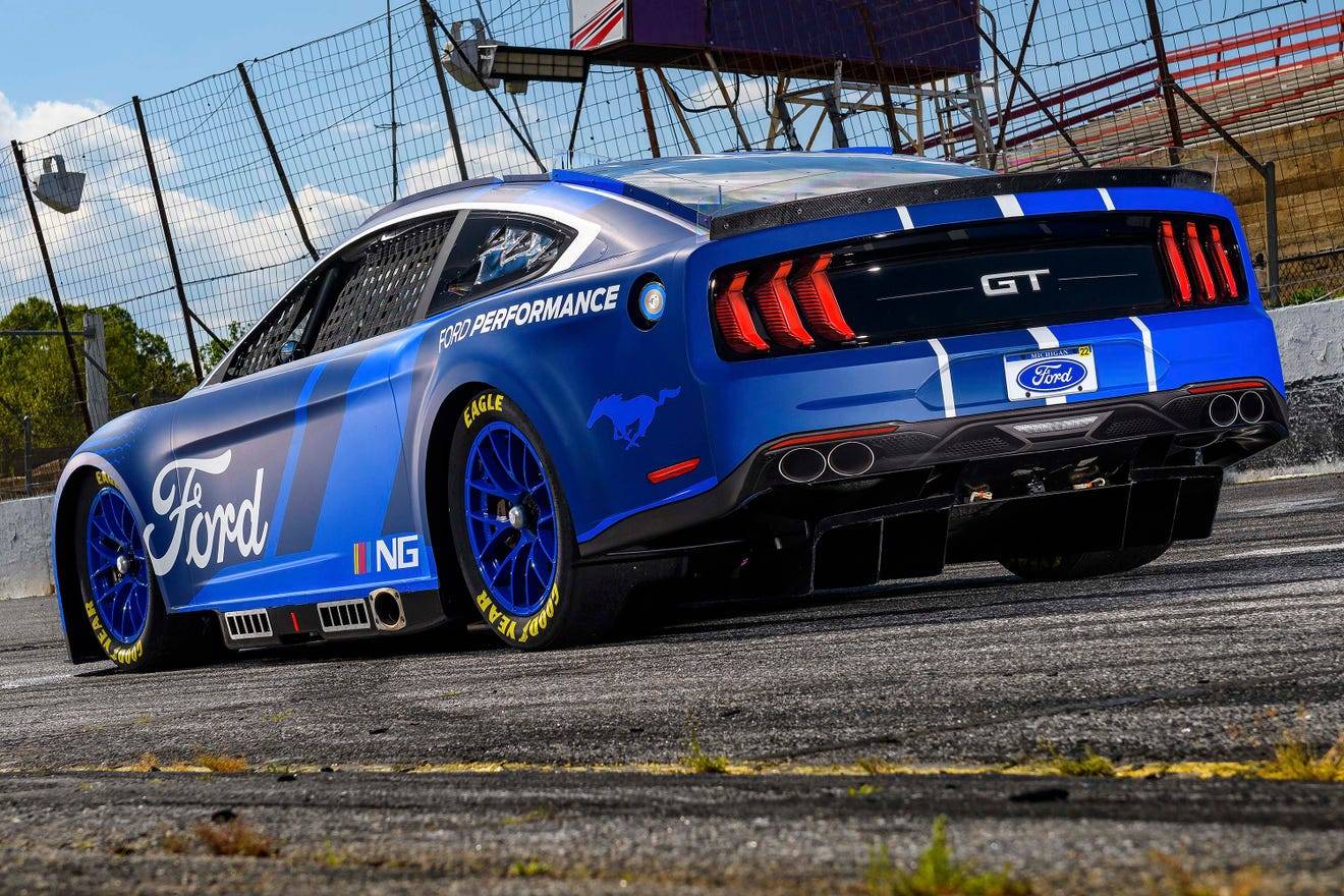 17542ca9-1d5a-4983-a8d6-dd86ed5372ed-NASCARNextGen_mustang-rr3-4.jpg
